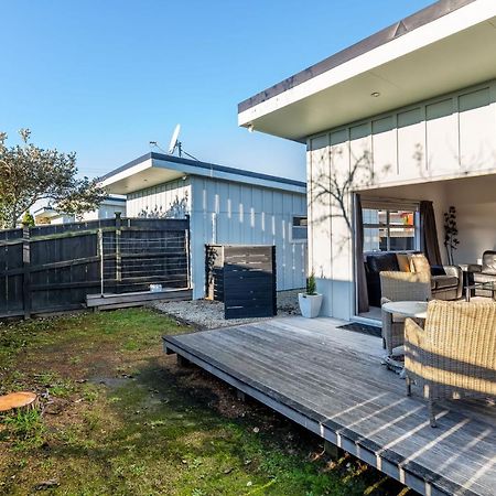 Two Four Cologne Villa Martinborough Ngoại thất bức ảnh