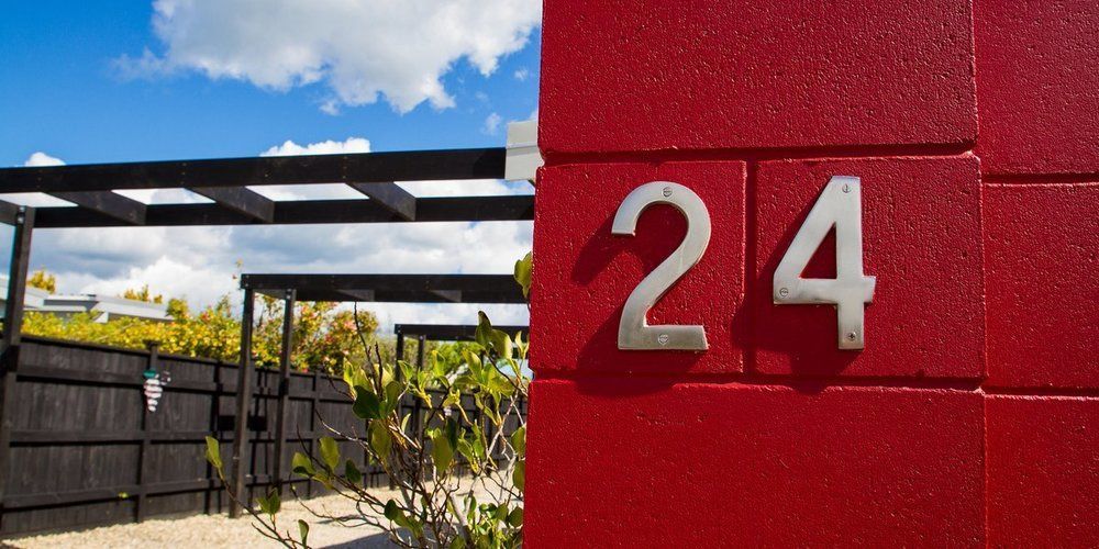 Two Four Cologne Villa Martinborough Ngoại thất bức ảnh