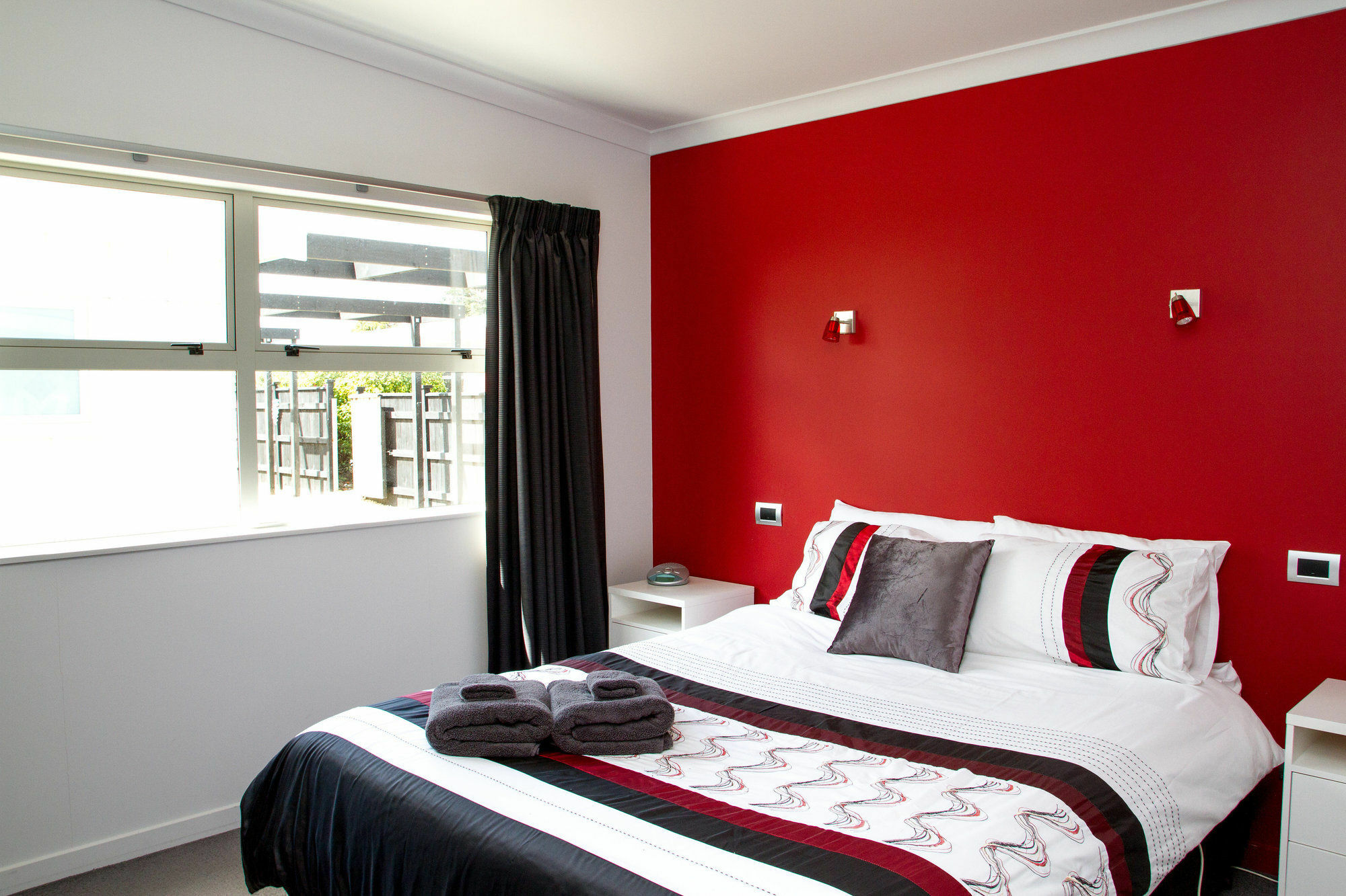 Two Four Cologne Villa Martinborough Ngoại thất bức ảnh